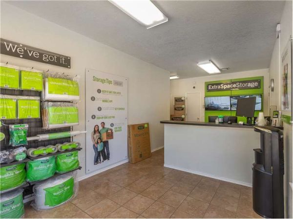 Extra Space Storage - 8716 - Oklahoma City - 62nd Street - 2828 Northwest 62nd Street