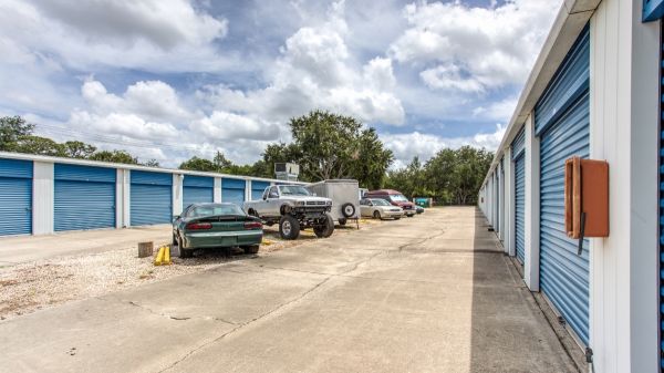 Magnolia Self Storage - 2530 Magnolia Avenue