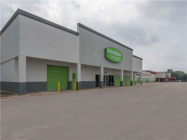 Extra Space Storage - 0561 - Dallas - Garland Rd - 10740 Garland Road