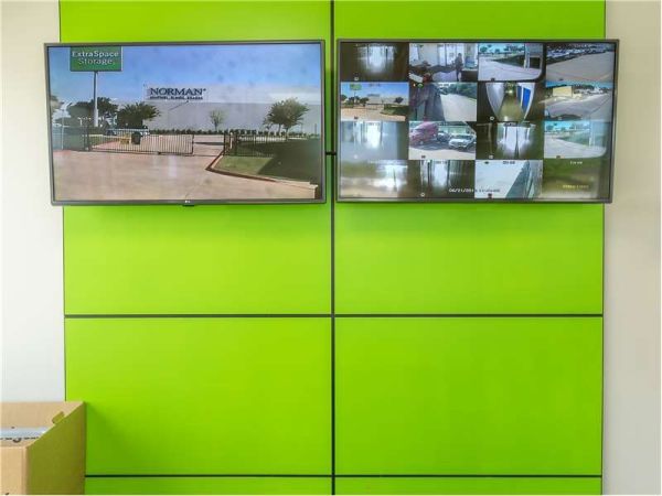 Extra Space Storage - 1834 - Lewisville - Interstate 35 E - 1251 North Stemmons Freeway