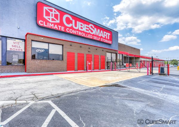 CubeSmart Self Storage - Chattanooga - 5952 Brainerd Rd - 5952 Brainerd Rd