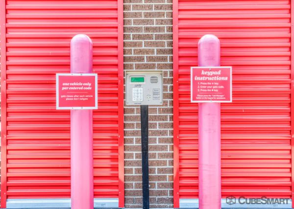 CubeSmart Self Storage - Chattanooga - 5952 Brainerd Rd - 5952 Brainerd Rd