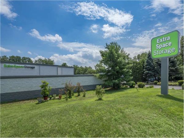 Extra Space Storage - 1051 - Kings Park - Indian Head Rd - 281 Indian Head Road