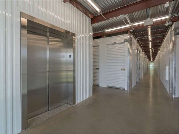 Extra Space Storage - 8766 - San Antonio - 12211 N IH -35 - 12211 Interstate 35 Frontage Road