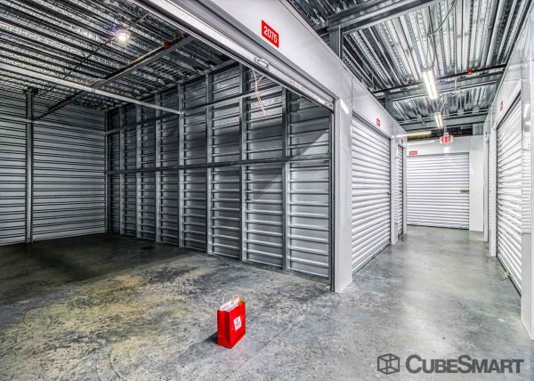 CubeSmart Self Storage - Raleigh - 7901 Glenwood Ave - 7901 Glenwood Ave