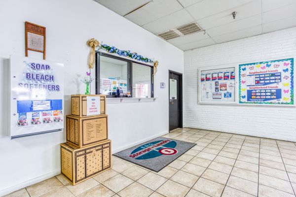 B&G Storage - Brewton - 113 Mclellan Street