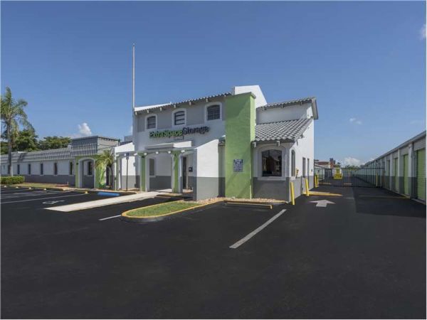 Extra Space Storage - 0210 - Miami - NW 79th Ave - 4995 Northwest 79Th Avenue