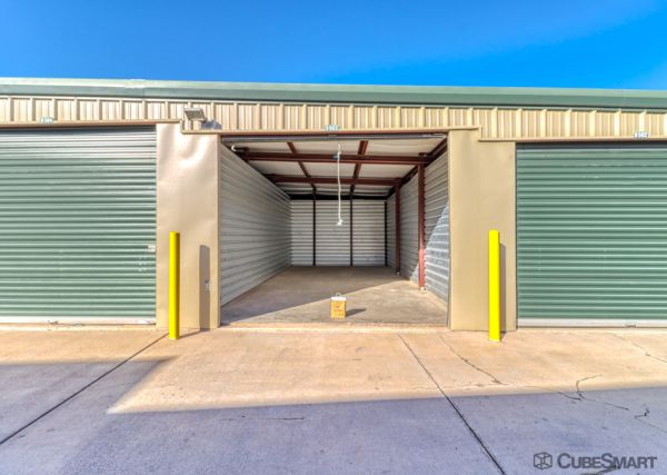 Mariposa Self Storage - 1200 West Mariposa Road