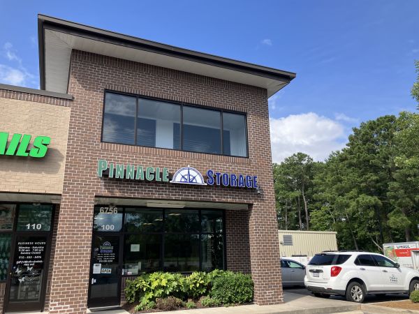 Pinnacle Storage Gordon Rd - 6756 Gordon Road