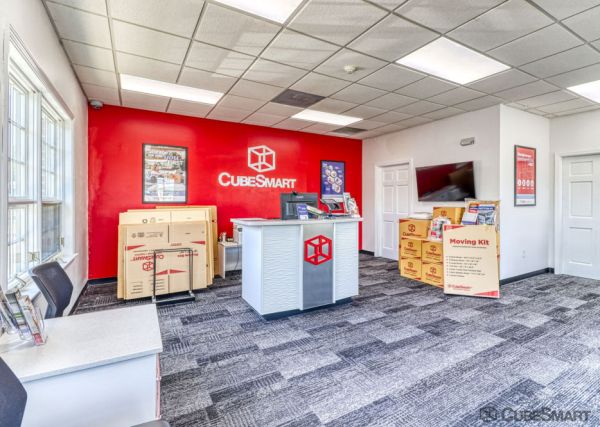 CubeSmart Self Storage - Harrisburg - 6325 Allentown Blvd - 6325 Allentown Blvd