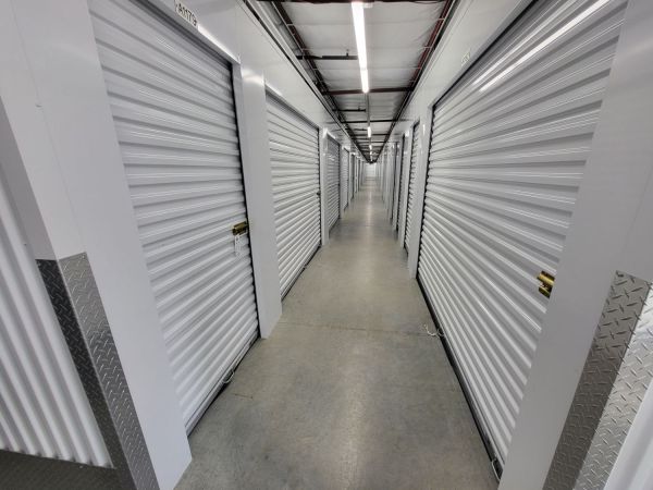Extra Space Storage - 8541 - Humble - Lake Houston Pkwy - 16900 West Lake Houston Parkway