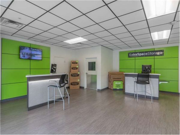 Extra Space Storage - 8754 - Riverview - 7018 S US Highway 301 - 7018 U.S. 301