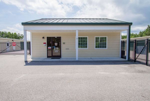 Pinnacle Storage of Sneads Ferry - 1132 HWY 210