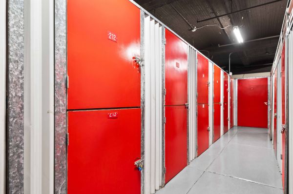 Prime Storage - Boston - Traveler Street - 33 Traveler Street
