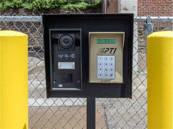 Extra Space Storage - 8944 - Philadelphia - Fountain St - 116 Fountain Street
