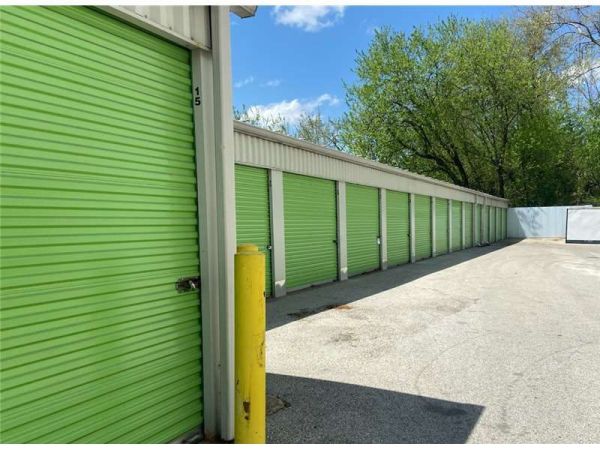 Extra Space Storage - 8944 - Philadelphia - Fountain St - 116 Fountain Street