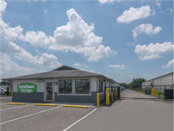 Extra Space Storage - 0457 - Louisville - Preston Hwy - 6708 Preston Highway