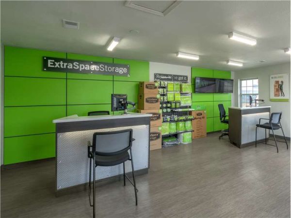 Extra Space Storage - 0457 - Louisville - Preston Hwy - 6708 Preston Highway
