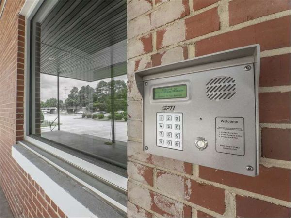 Extra Space Storage - 8340 - Raleigh - Capital Blvd - 2220 Capital Boulevard
