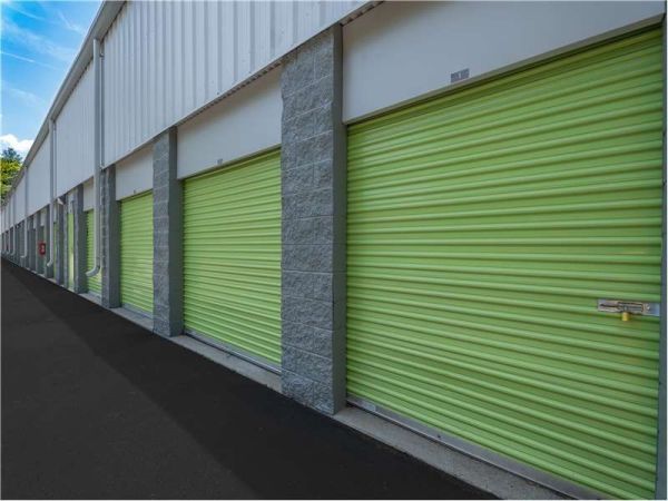 Extra Space Storage - 1001 - Foxboro - Green St - Rte 106 - 147 Green Street