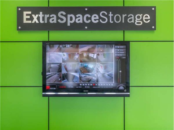 Extra Space Storage - 8969 - Chicago Heights - Lincoln Hwy - 515 West Lincoln Highway