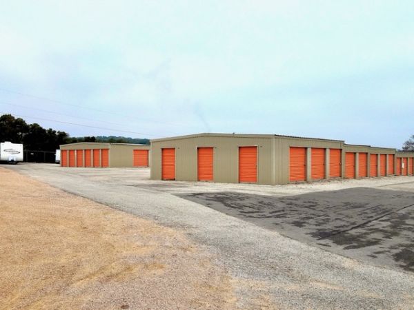 Texas Bear Creek Storage - 1936 Farm To Market 2722