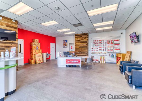 CubeSmart Self Storage - Tampa - 4310 W Gandy Blvd - 4310 W Gandy Blvd