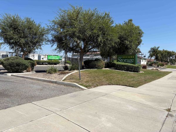 Secure RV Storage - Highland - 7957 Church Ave