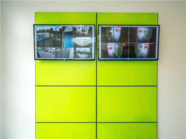 Extra Space Storage - 1822 - Vancouver - 139th Street - 106 Northwest 139th Street