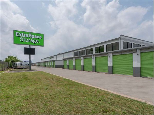 Extra Space Storage - 0514 - Dallas - Inwood Rd - 12190 Inwood Road
