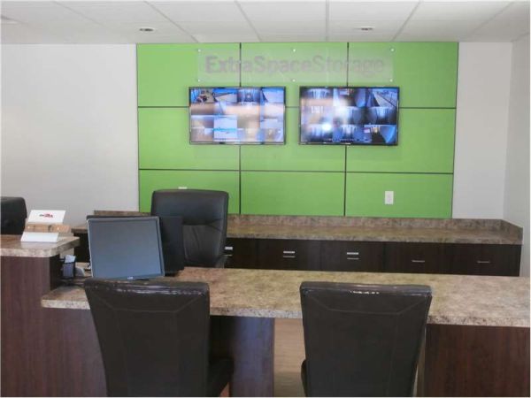 Extra Space Storage - 1622 - Duncanville - E Wheatland Rd - 730 East Wheatland Road