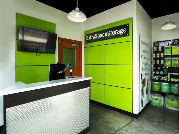 Extra Space Storage - 8548 - Hillsboro - SE 73rd Avenue - 2920 Southeast 73rd Avenue