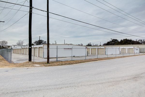 Round Rock Mini Storage - Clark - 1320 Clark Street