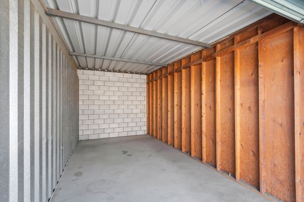 A Storage Place - Indio - 83050 Avenue 45