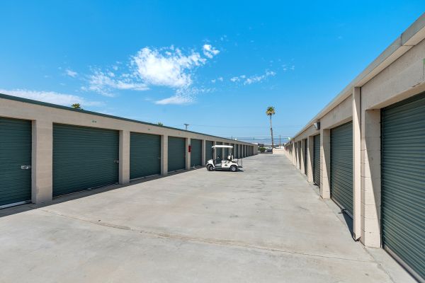 A Storage Place - Indio - 83050 Avenue 45