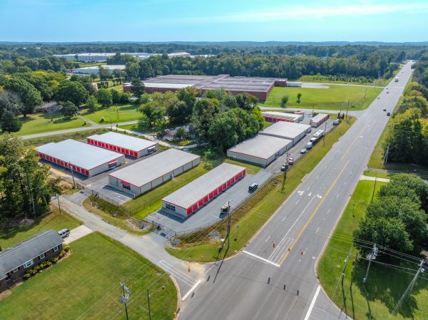 10 Federal Storage - Hwy 54 - 2390 North Carolina 54