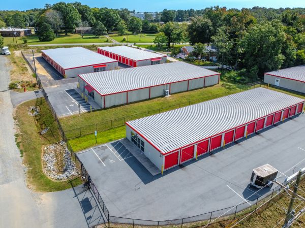 10 Federal Storage - Hwy 54 - 2390 North Carolina 54