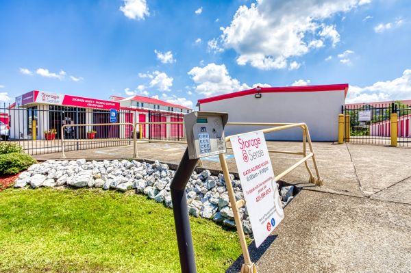 Storage Sense - Chattanooga - 2220 Park Drive