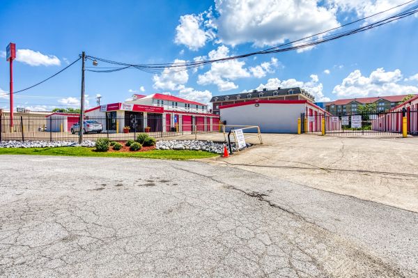 Storage Sense - Chattanooga - 2220 Park Drive