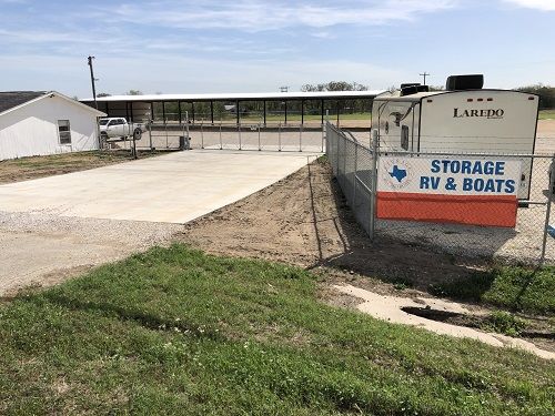 Storage RV's & Boats - 1297 Hwy 71 West