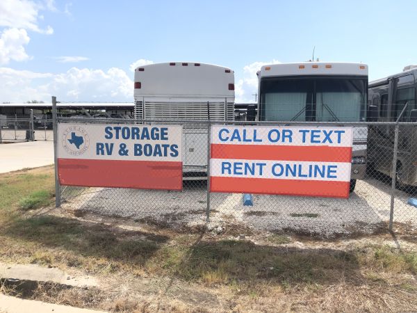 Storage RV's & Boats - 1297 Hwy 71 West