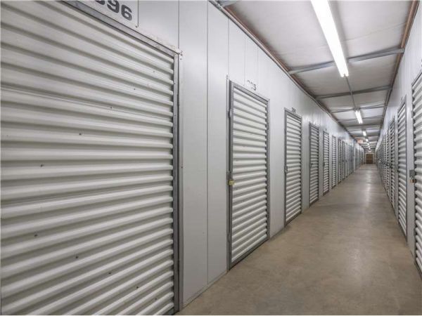 Extra Space Storage - 8219 - Chalfont - W Butler Ave - 329 West Butler Avenue