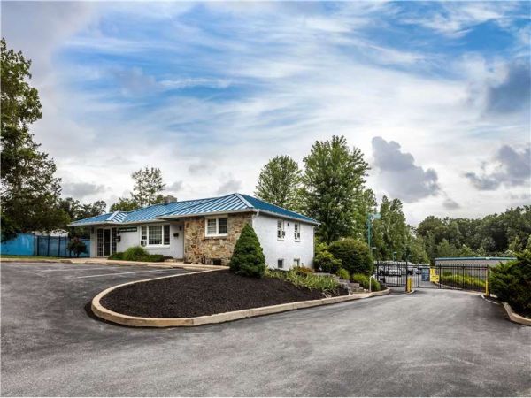 Extra Space Storage - 8221 - Downingtown - Lionville - W Uwchlan Ave - 321 West Uwchlan Avenue