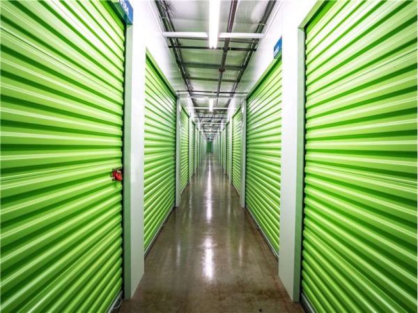 Extra Space Storage - 8549 - Hillsboro - NE 15th Avenue - 3250 Northeast 15th Avenue