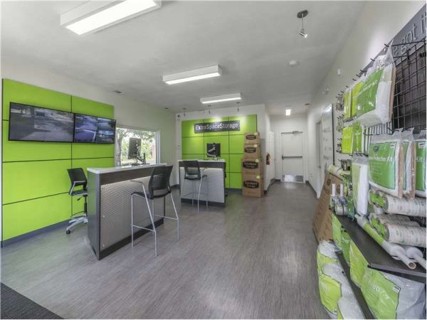 Extra Space Storage - 1708 - Savannah - 782 King George Blvd - 782 King George Boulevard