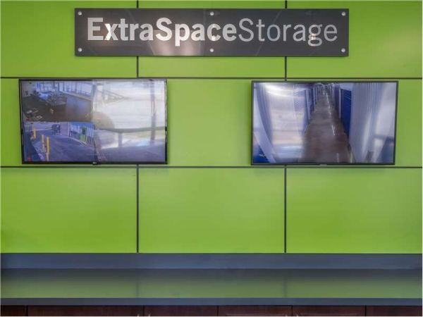 Extra Space Storage - 1750 - Charleston - Savannah Hwy - 2343 Savannah Highway