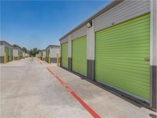 Extra Space Storage - 1792 - Georgetown - Dawn Dr - 3009 Dawn Drive