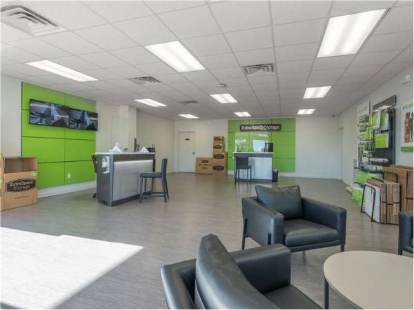 Extra Space Storage - 8635 - Fayetteville - Enterprise Ave - 2812 Enterprise Avenue