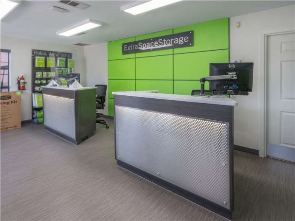 Extra Space Storage - 1549 - Garland - Beltline Rd - 2809 Belt Line Road