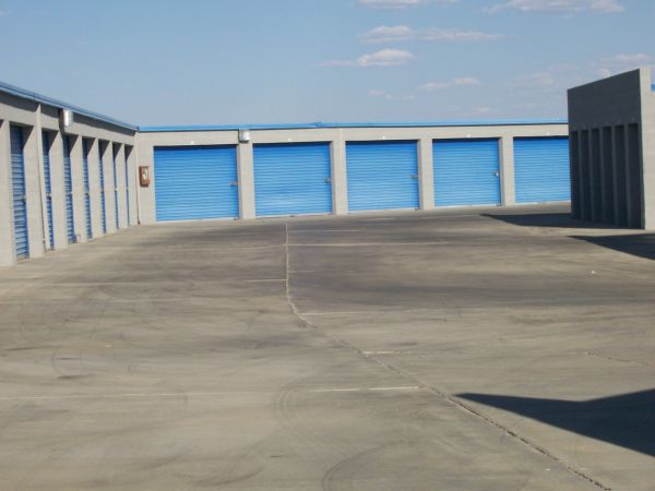A-American Self Storage - Ridgecrest - 200 E Ridgecrest Blvd